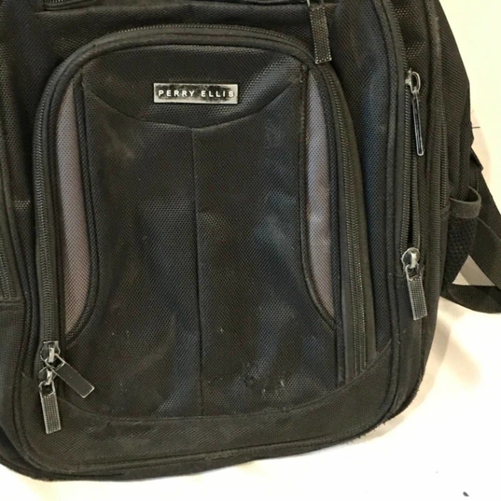 Perry Ellis Portfolio Backpack - Picture 3 of 7